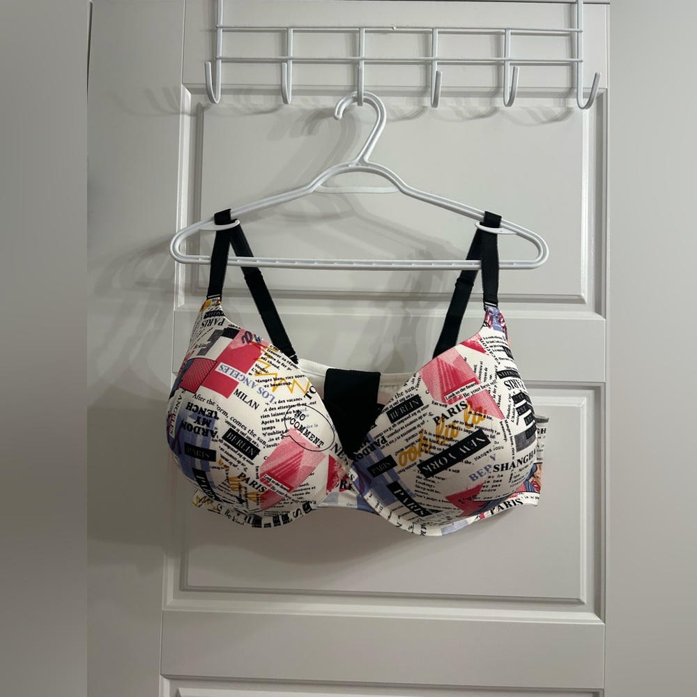 Torrid Underwire Bra in Newsprint